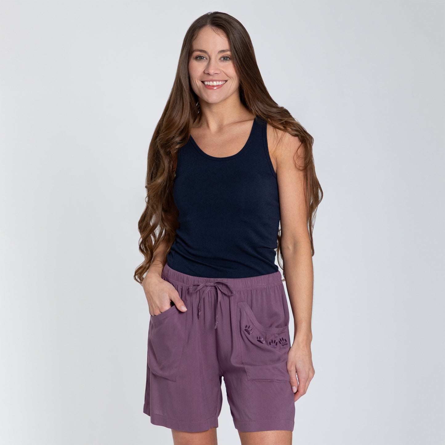 Climbing Paw Print Embroidered Shorts