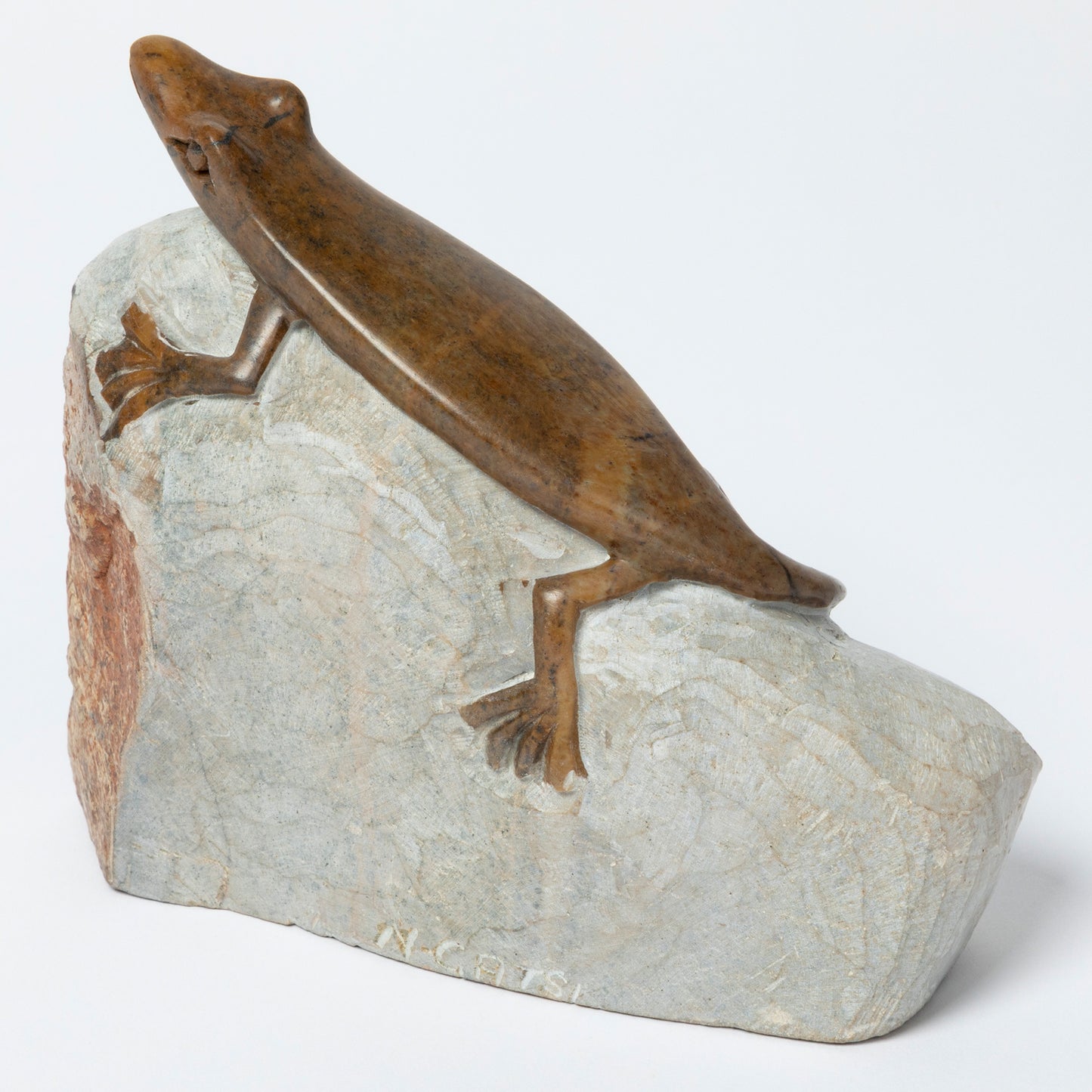 Hand-Carved Lizard on Serpentine Stone Figurine