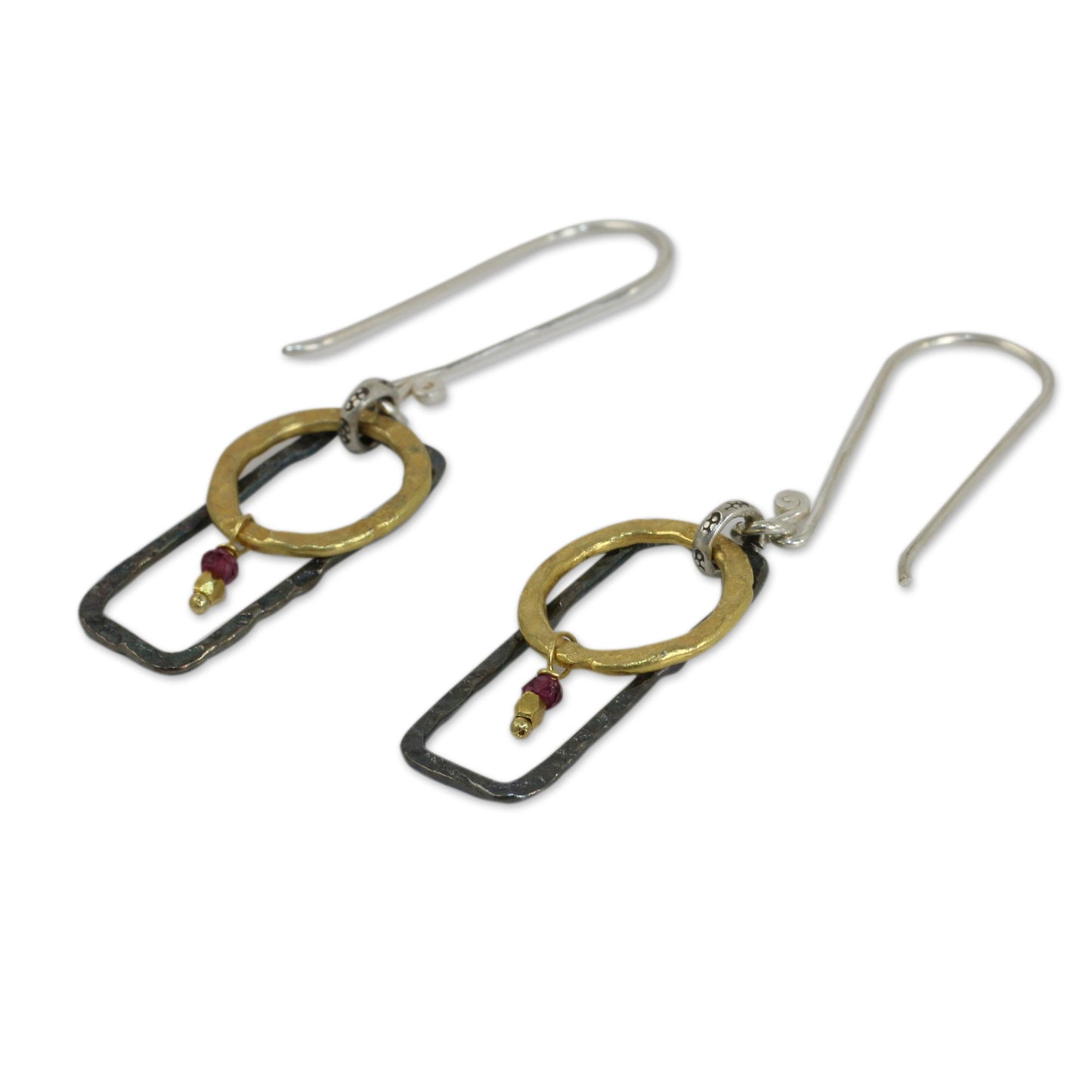 Contrast Unique Gold Plated and Silver 925 Earrings with Garnets
