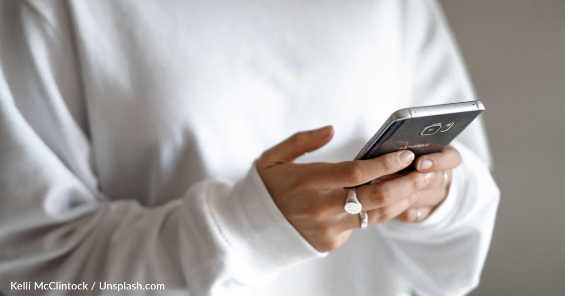 Bride Calls Out Cheating Fiancé By Reading His Texts Aloud At The Wedding