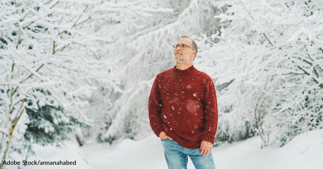 Failing to Dress Appropriately for the Weather Could Be a Sign of Dementia, Experts Say