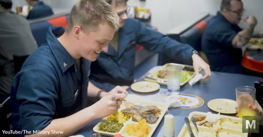 This Isn't Your Father's Navy: What Modern Carrier Mess Halls Are Like