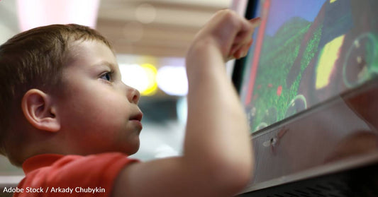 Study Finds That Sensory Issues May Be An Earlier Sign of Autism Than Communication Issues