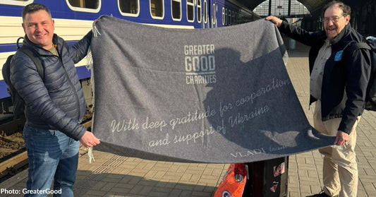 Ukraine Blanket Supplier Creates Special Blanket in Gratitude for Support