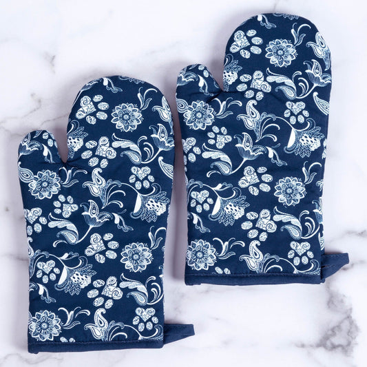 Distinctly Designed Oven Mitts - Set of 2