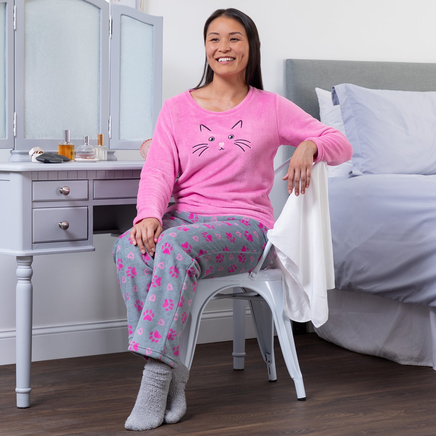 Super Cozy&trade; Cat Face Pajama Set