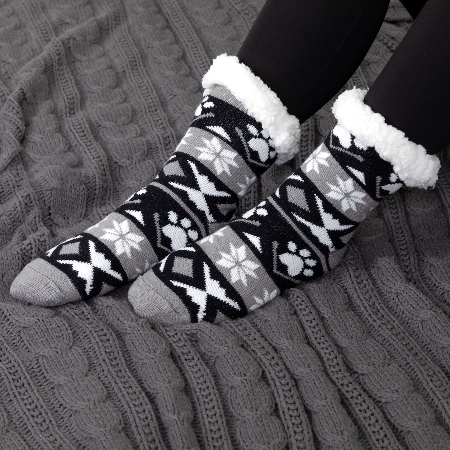 Sherpa Fleece-Lined Paw Print Cabin Slipper Socks