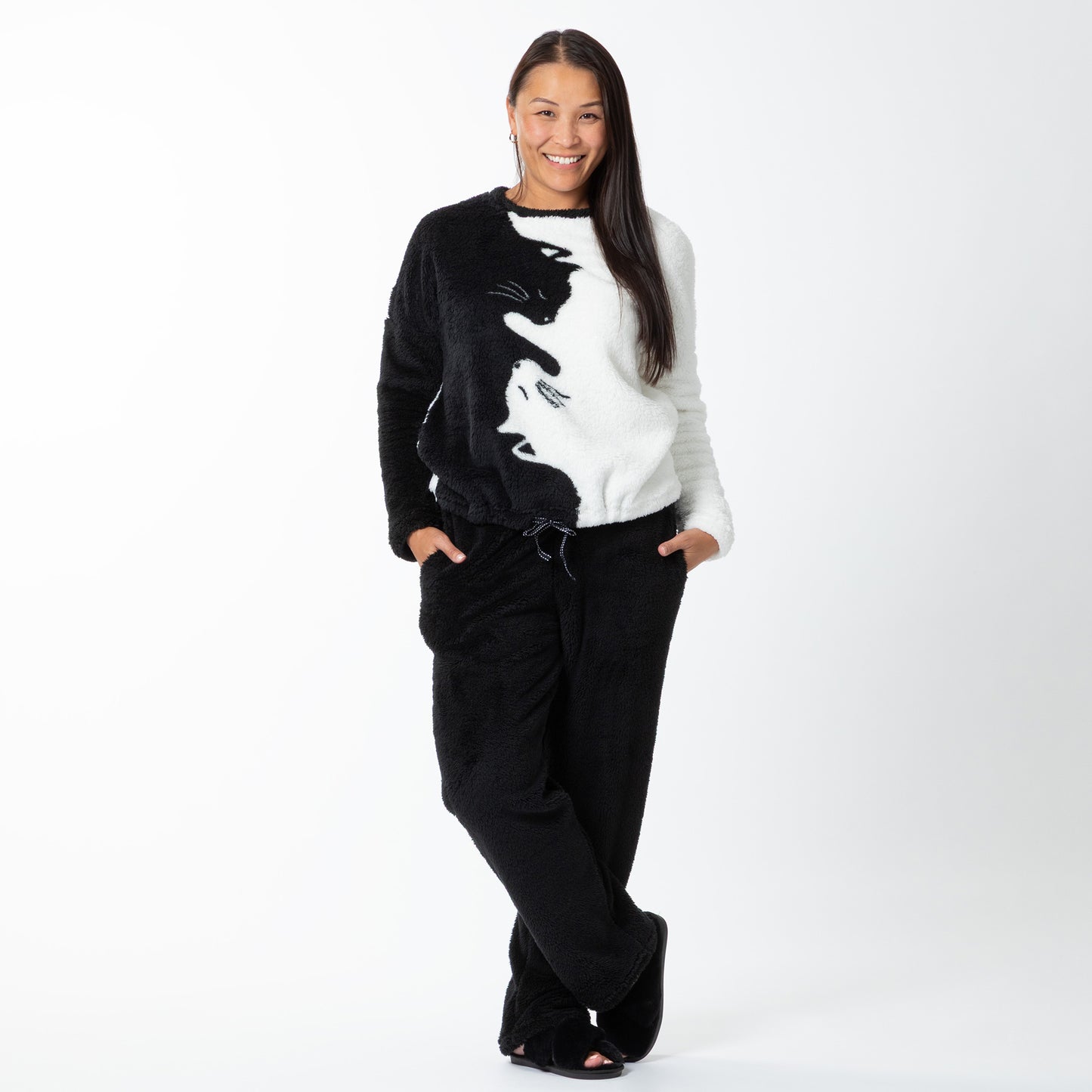 Snuggle Cats Fleece Loungewear Set