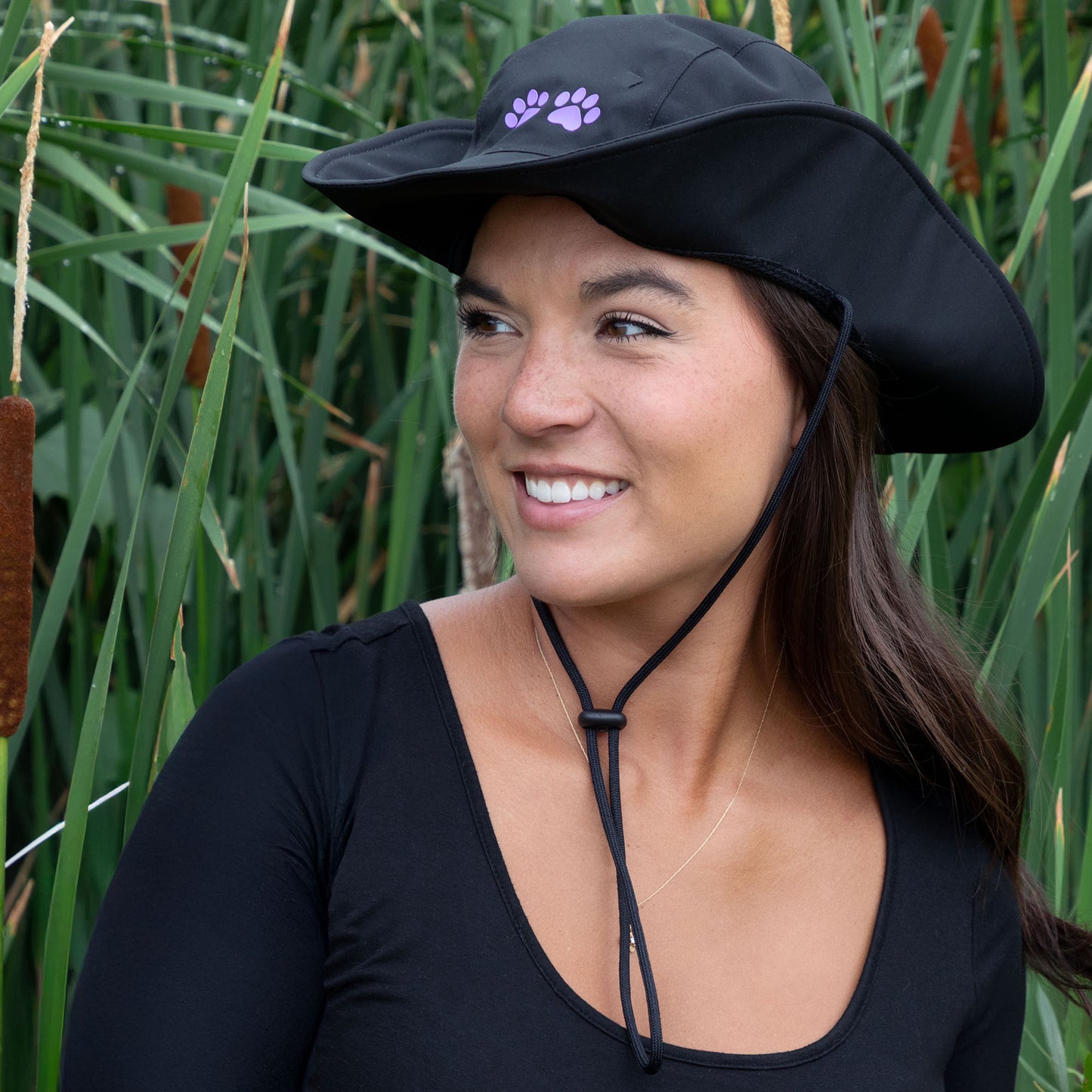 Women’s Wide Brimmed Rain Hat