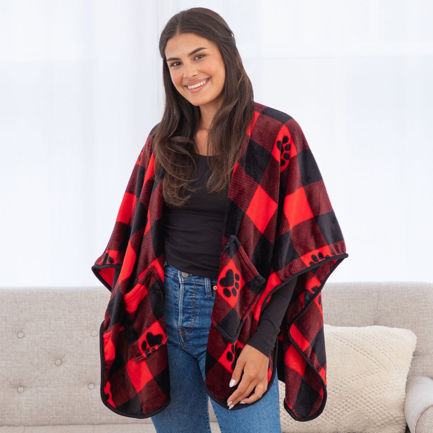 Super Cozy&trade; Paw Print Pocket Shawl