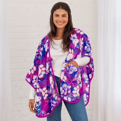 Super Cozy&trade; Paw Print Pocket Shawl