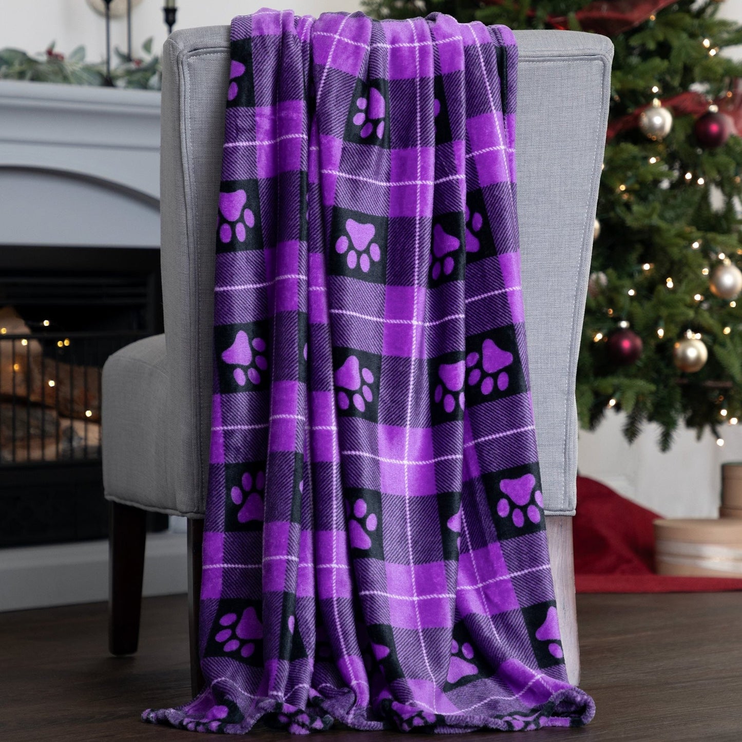 Super Cozy&trade; Fleece Paw Print Throw Blanket