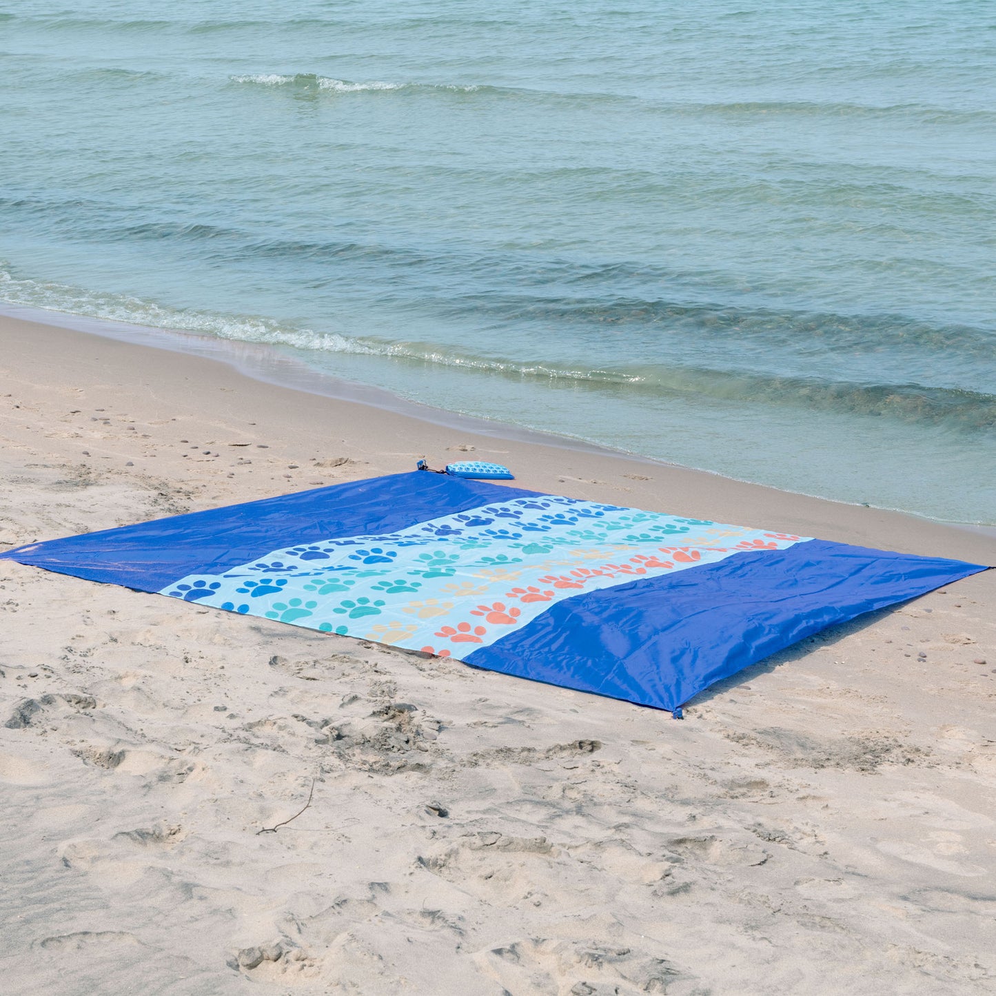 Extra Large Sand-proof Beach Mat with Carrying Pouch & Stakes