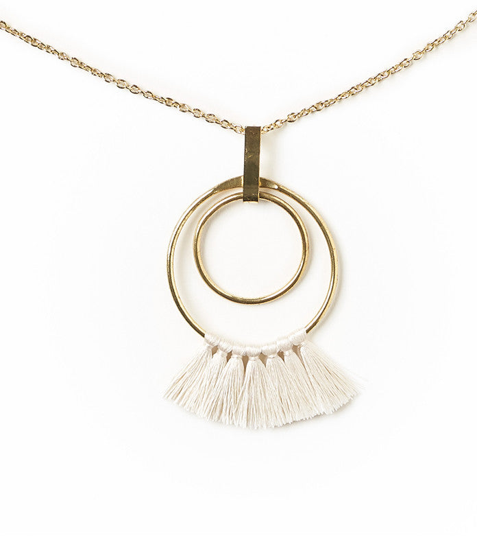 Danu Necklace - Pearl Hoop