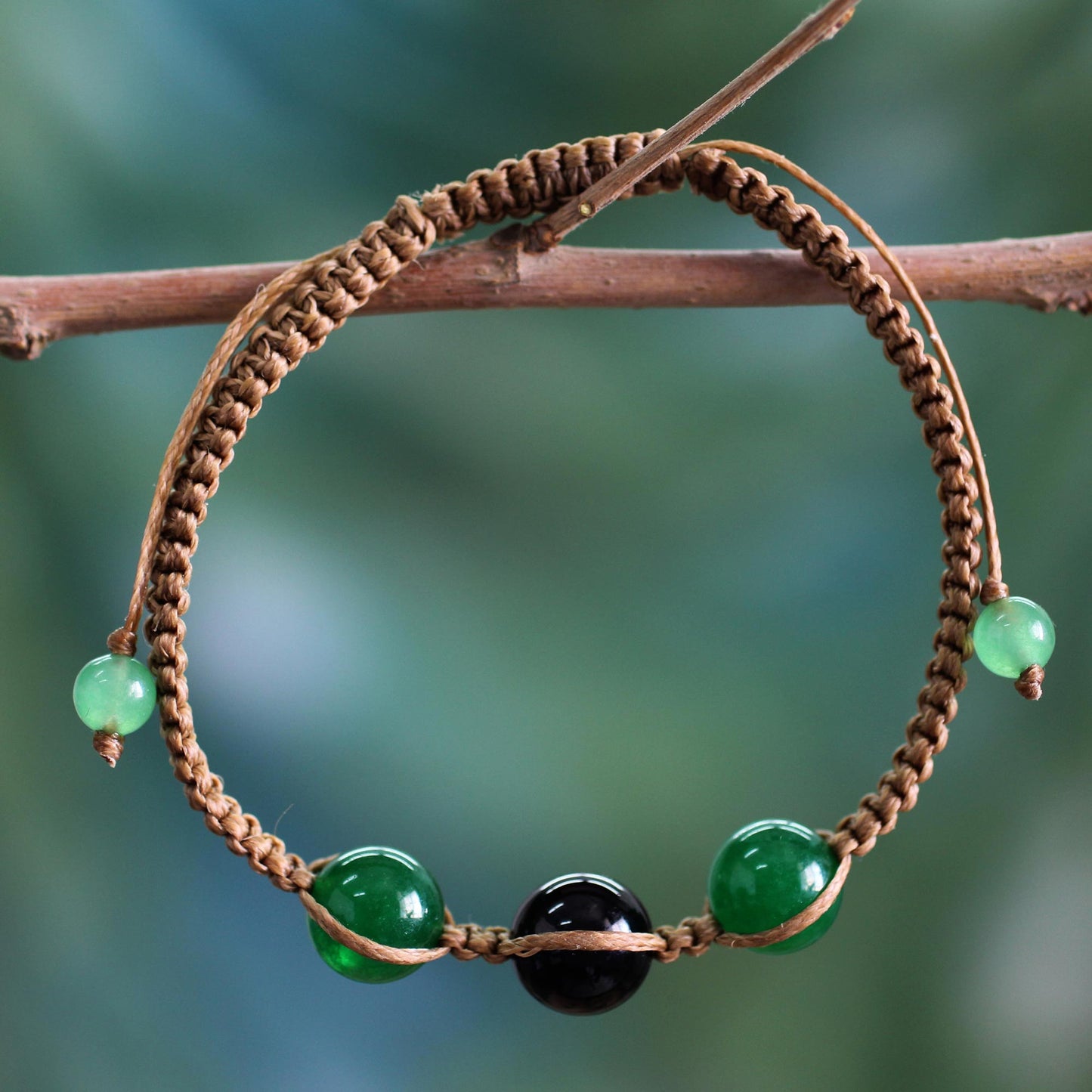 Protective Tranquility Green and Black Onyx Hand-braided Shambhala-style Bracelet