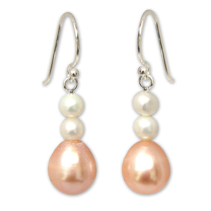 Sweet Peach Glamour Pearl Earrings