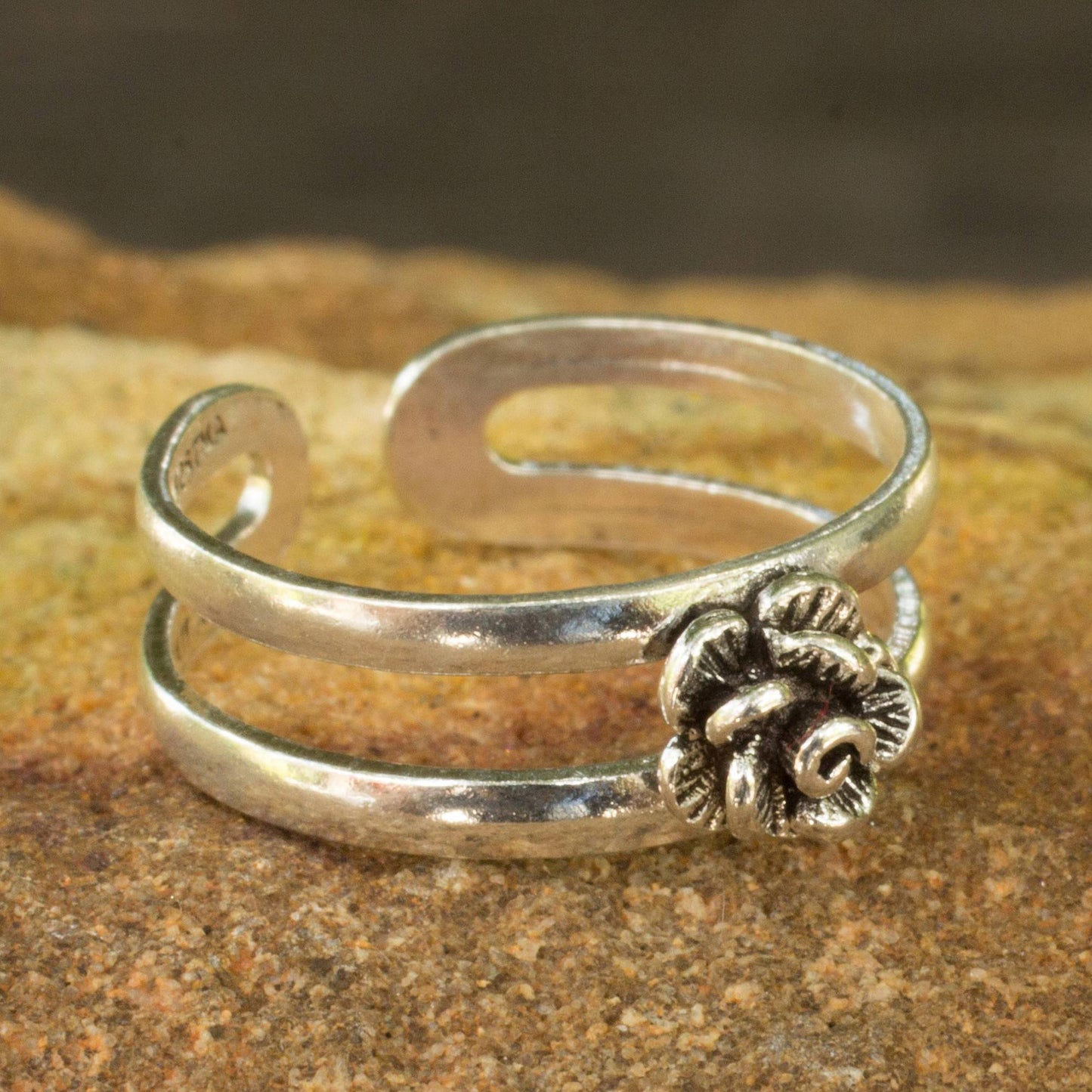 Romantic Rose Toe Ring in Sterling Silver Thai Artisan Jewelry