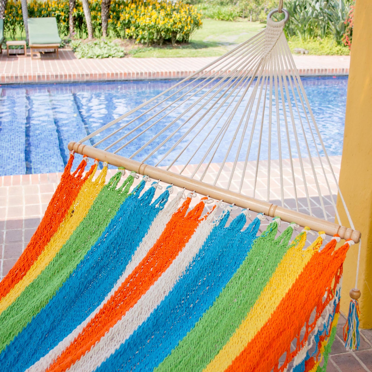 Tropical Colors Handmade Multicolor Cotton Hammock from Nicaragua (Single)