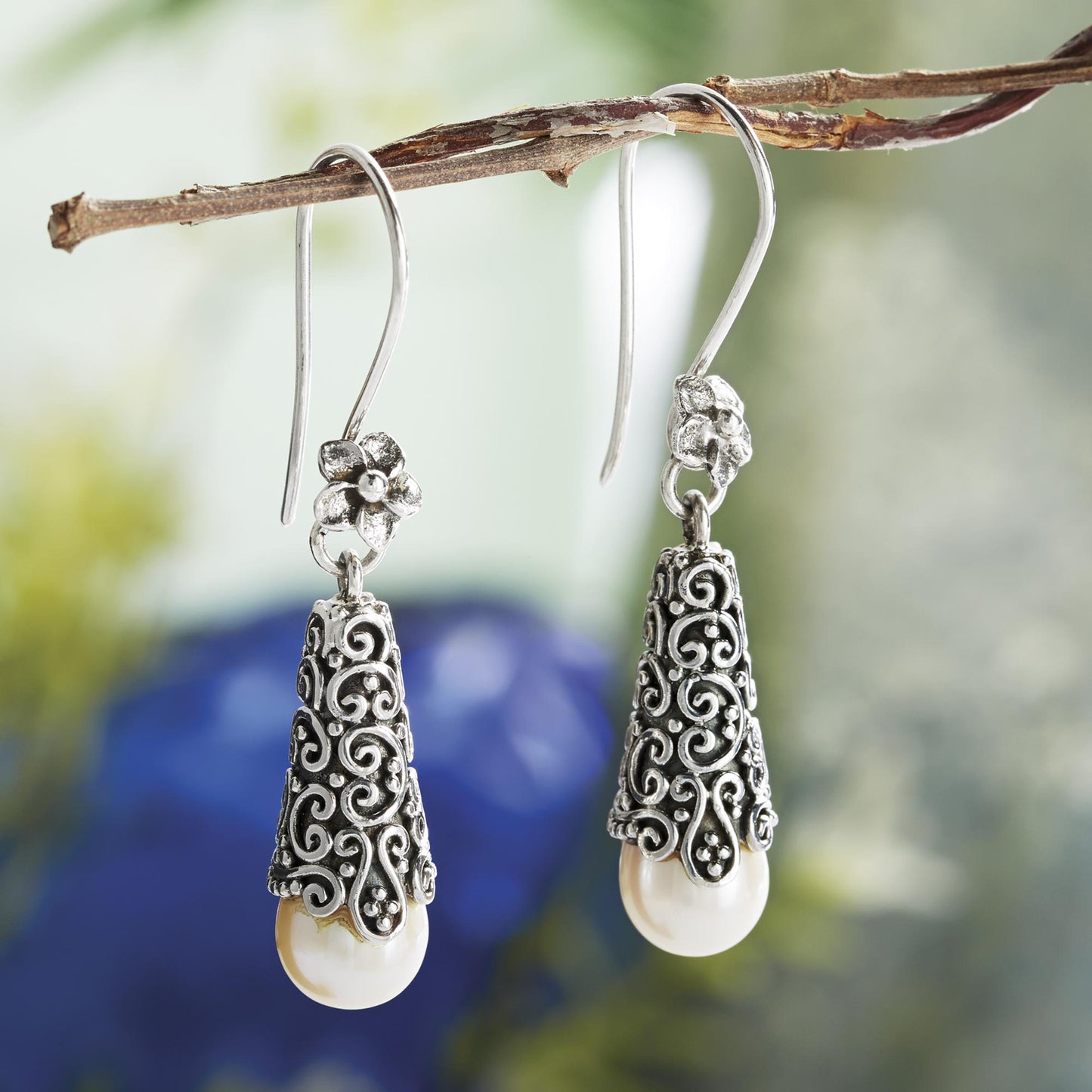 White Arabesque Dewdrop Pearl Dangle Earrings