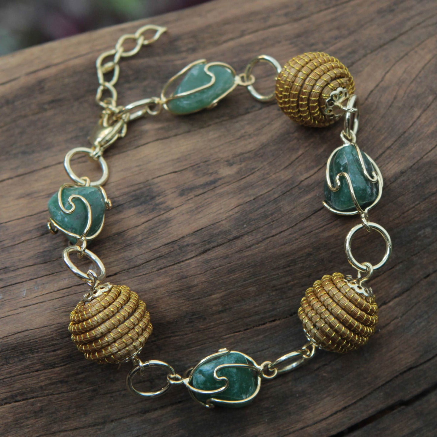 All Aglow in Green Agate Link Bracelet