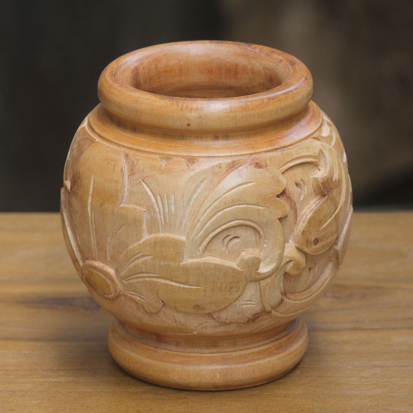 Sukawati Floral I Decorative mahogany wood vase