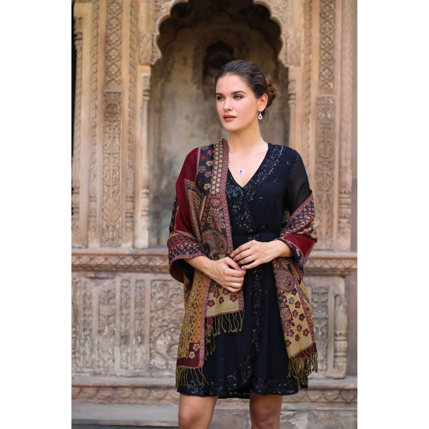 Handcrafted Jamawar Wool Shawl