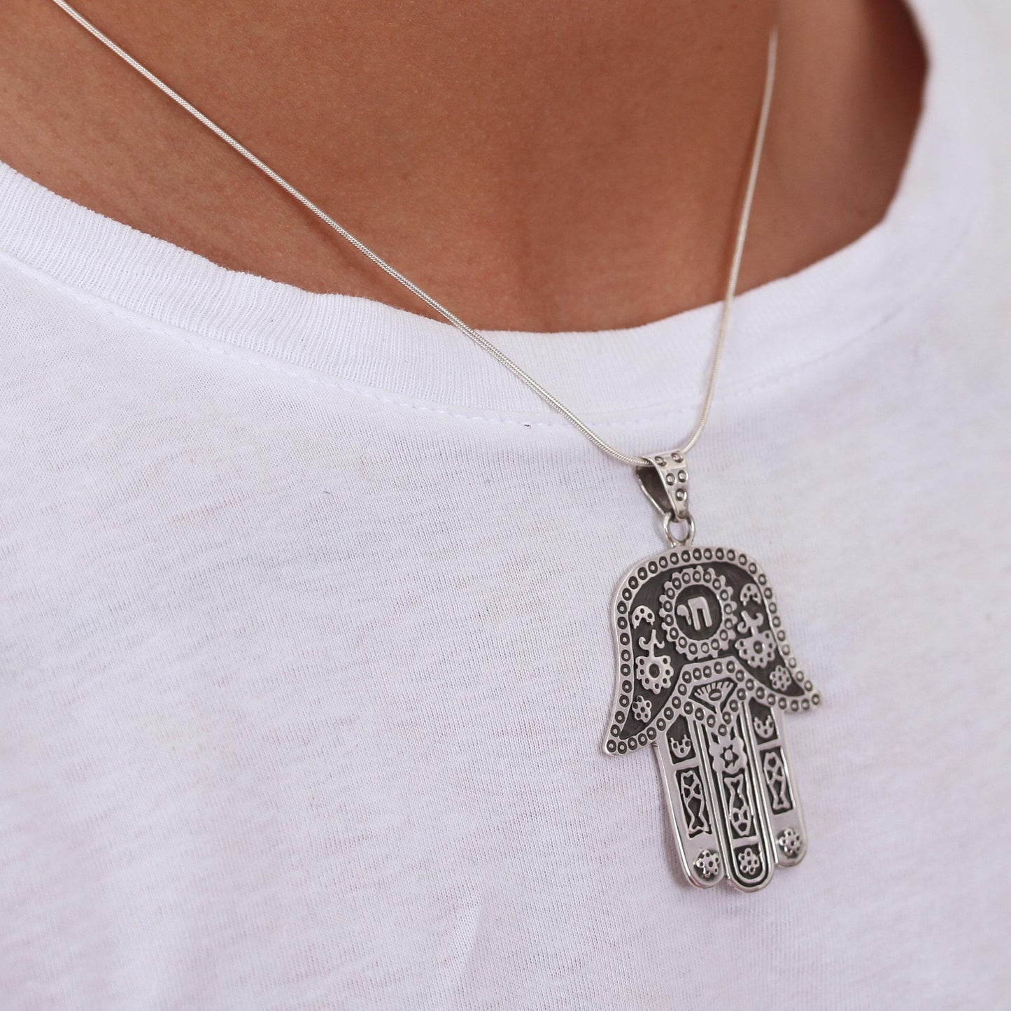 Hamsa Amulet Artisan Crafted Taxco Sterling Silver Hamsa Symbol Necklace