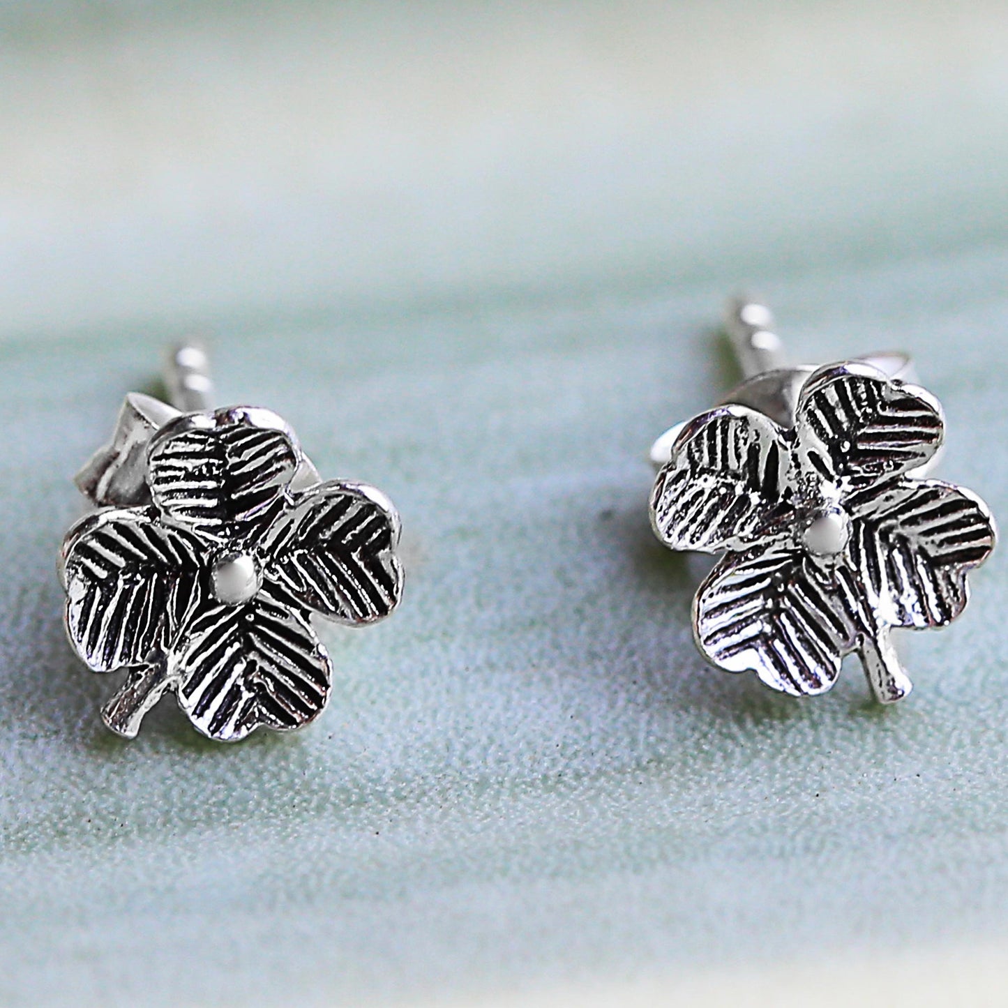 Little Clovers Sterling Silver Stud Earrings Flower Shape from Thailand