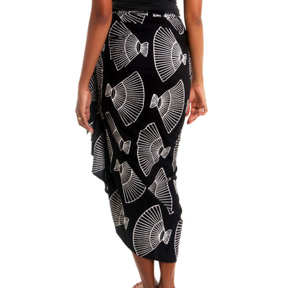 Seashore Shells Black and White Cotton Blend Sarong with Batik Shell Print