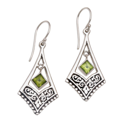 Gianyar Dangle Handmade Sterling Silver Green Peridot Dangle Earrings