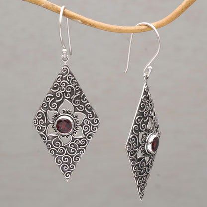 Daisy Spirals Garnet Silver Dangle Earrings