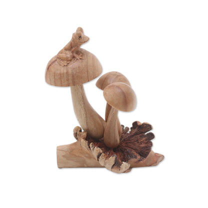 Resting Tree Frog Hand-Carved Jempinis Wood Tree Frog Mushroom Sculpture