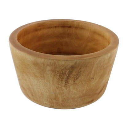 Casual Gathering Handmade Mango Wood Serving Bowl from Thailand