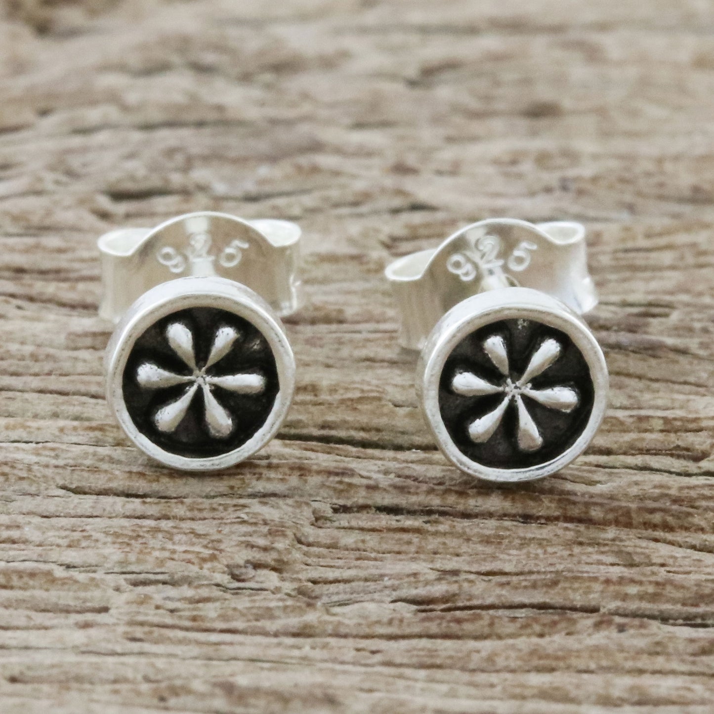 Daisy Circles Petite Floral Sterling Silver Stud Earrings from Thailand