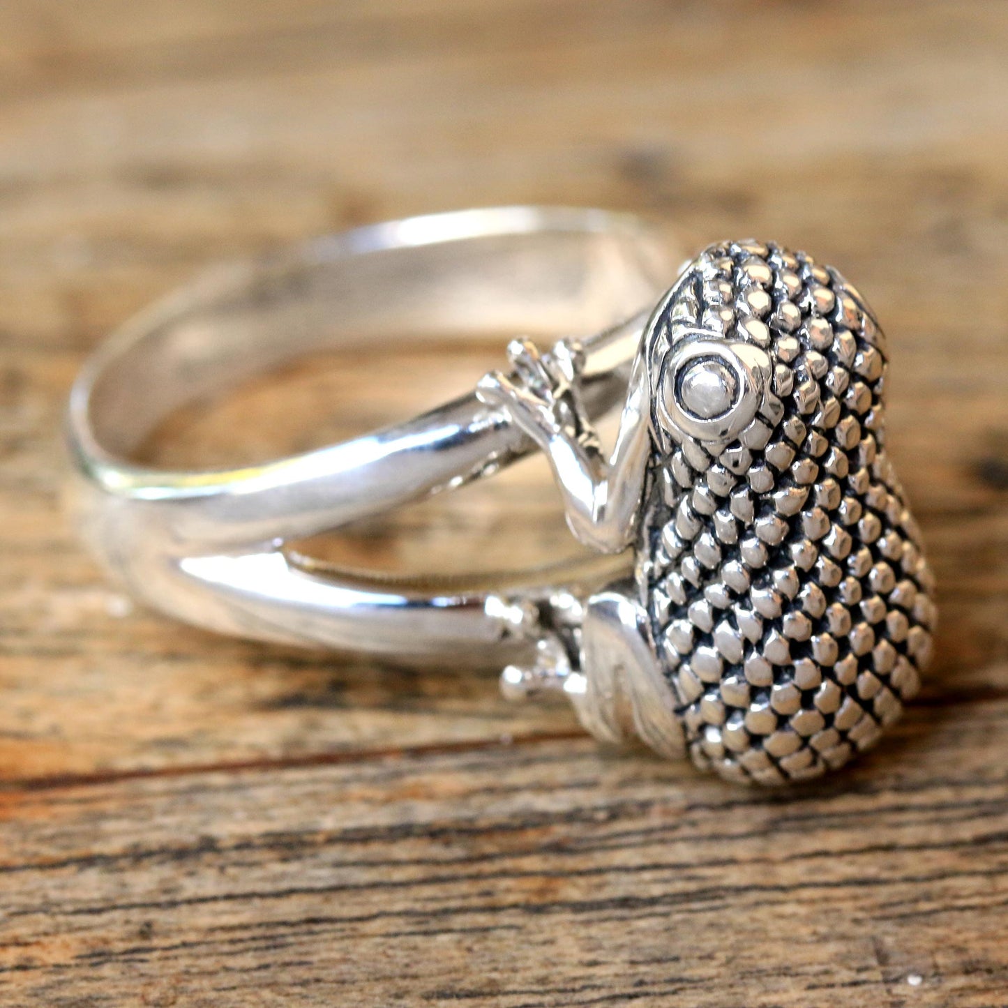 Crouching Frog Sterling Silver Frog Cocktail Ring from Bali