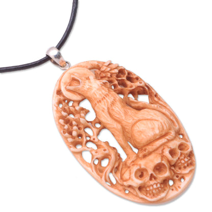 Setra Wolf Cow Bone Leather Pendant Necklace