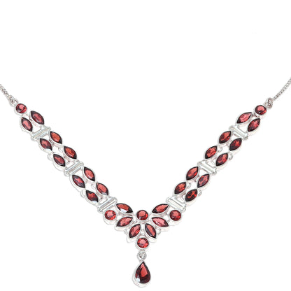 Evening in Delhi 17-Carat Garnet Pendant Necklace from India