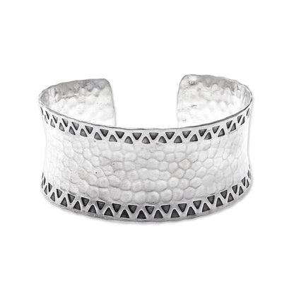 Hammered Elegance Concave Band Sterling Silver Cuff with Hammered Finish