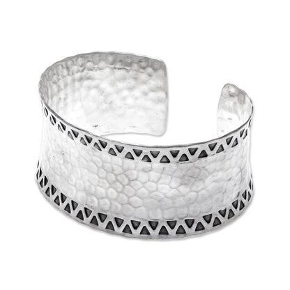 Hammered Elegance Concave Band Sterling Silver Cuff with Hammered Finish