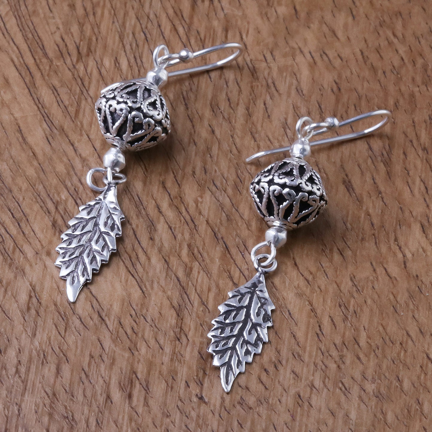 Fine Nature Sterling Silver Dangle Earrings Crafted in Thailand