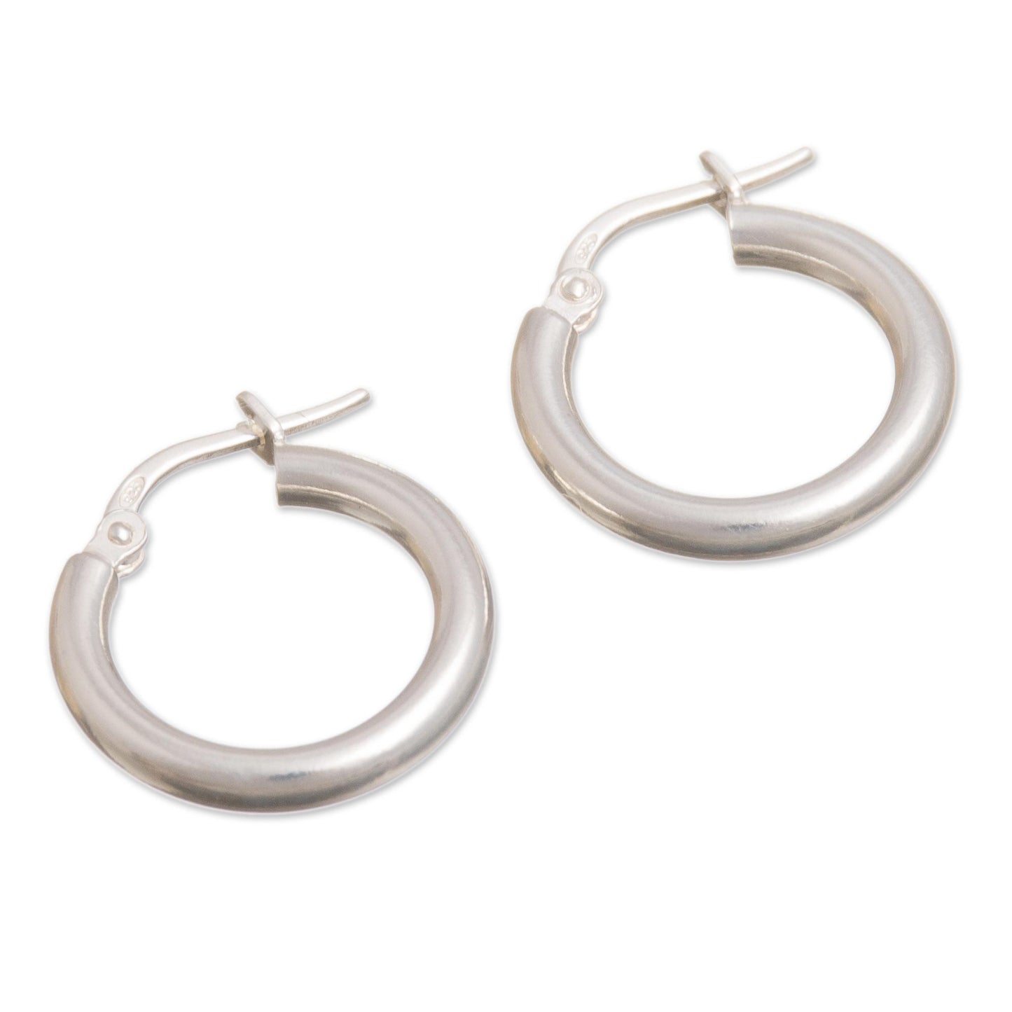 Classic Gleam Sandblasted Sterling Silver Hoop Earrings from Peru