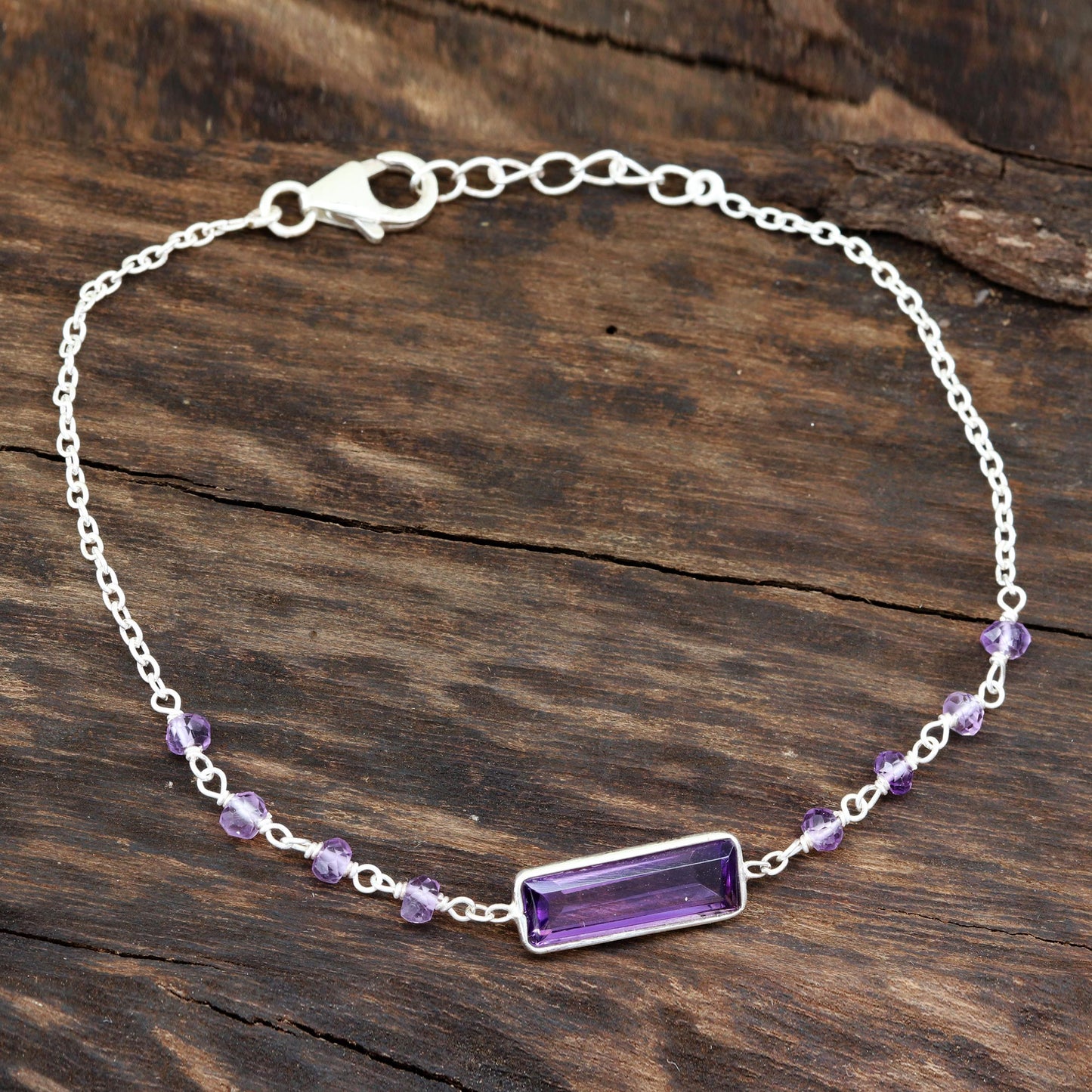 Magical Prism 3.5-Carat Amethyst Pendant Bracelet from India