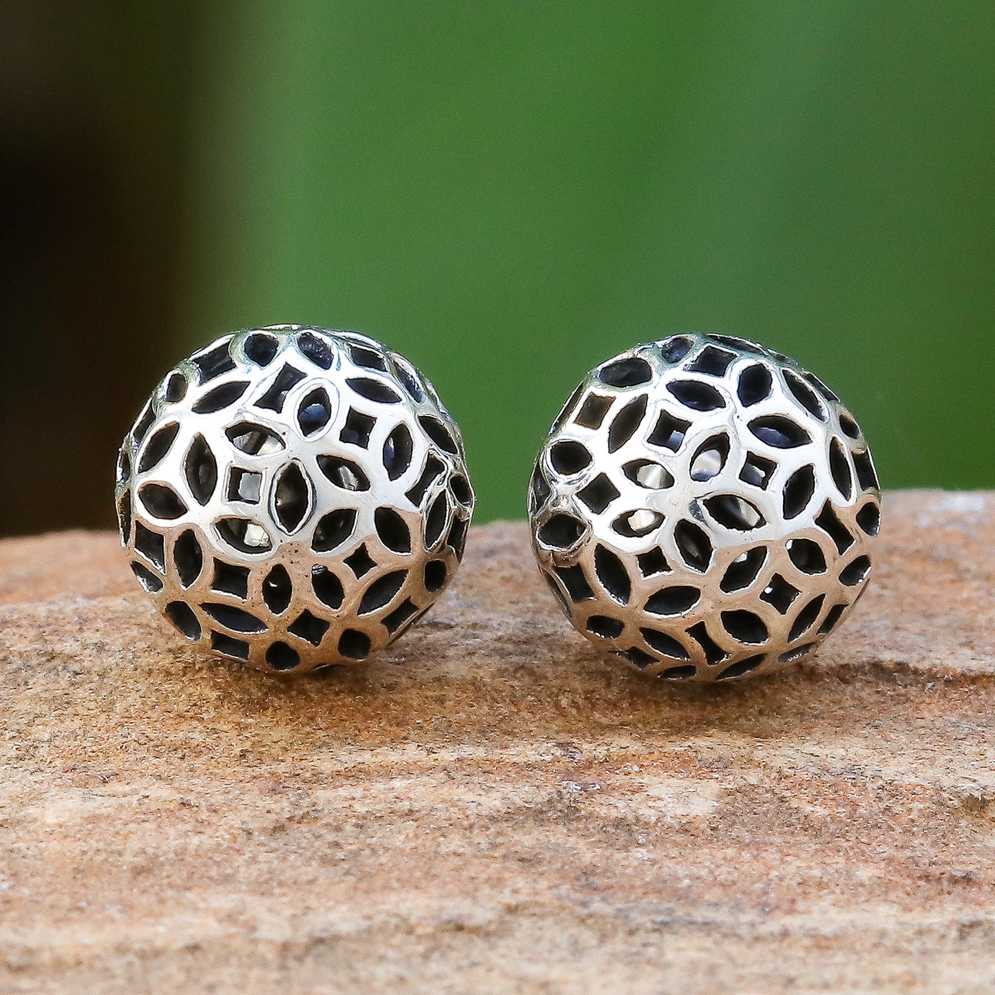 Shiny Seeds Seed Pattern Sterling Silver Stud Earrings from Thailand