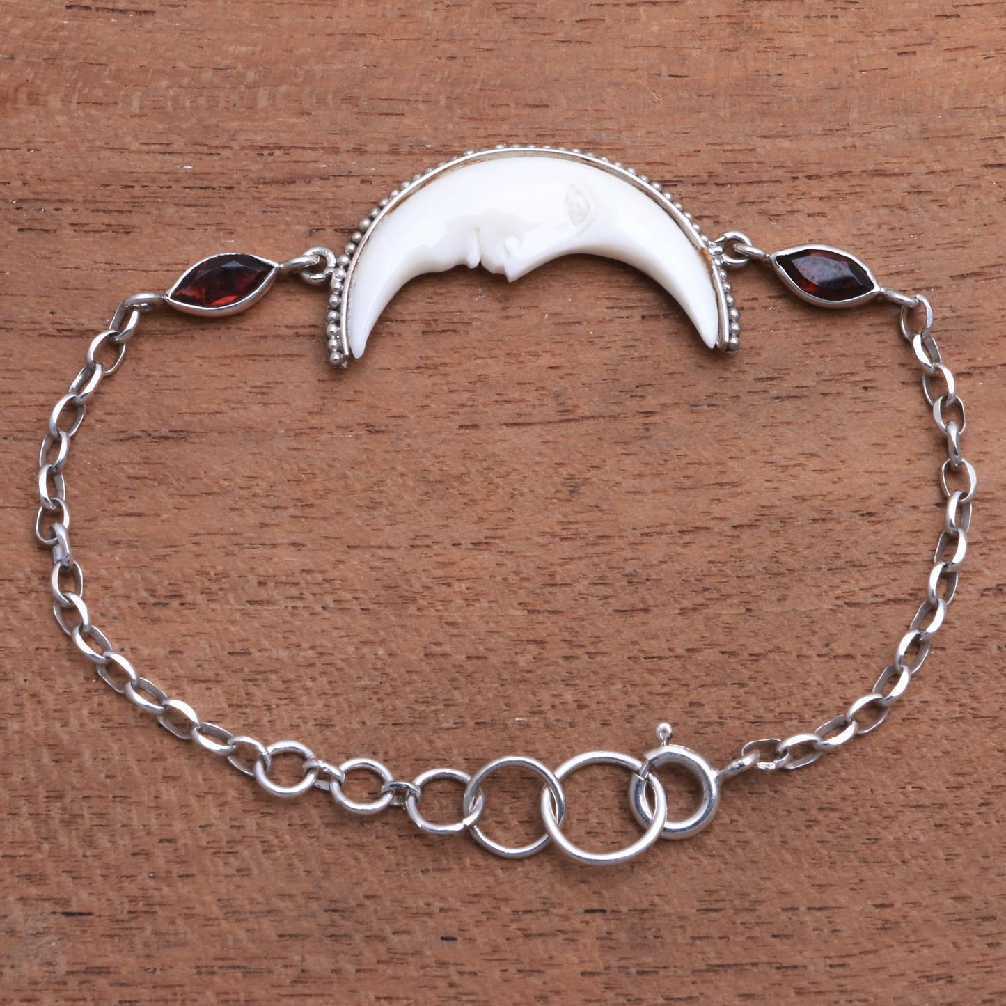 Happy Crescent Crescent Moon Garnet Pendant Bracelet