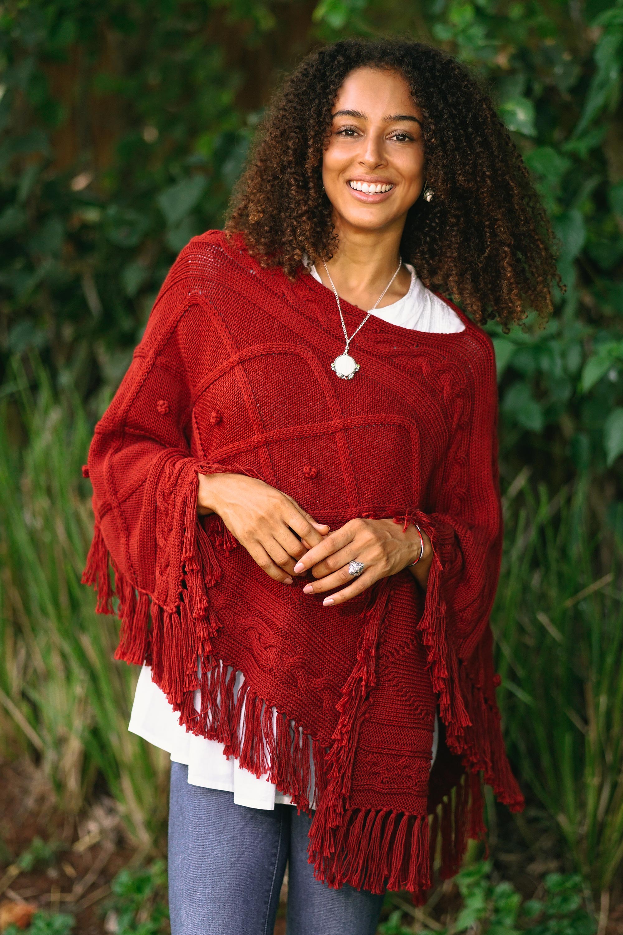 【新品未使用】IIROT イロットCotton Knit Poncho Incredible in Claret Short Knit Poncho in Claret from Thailand
