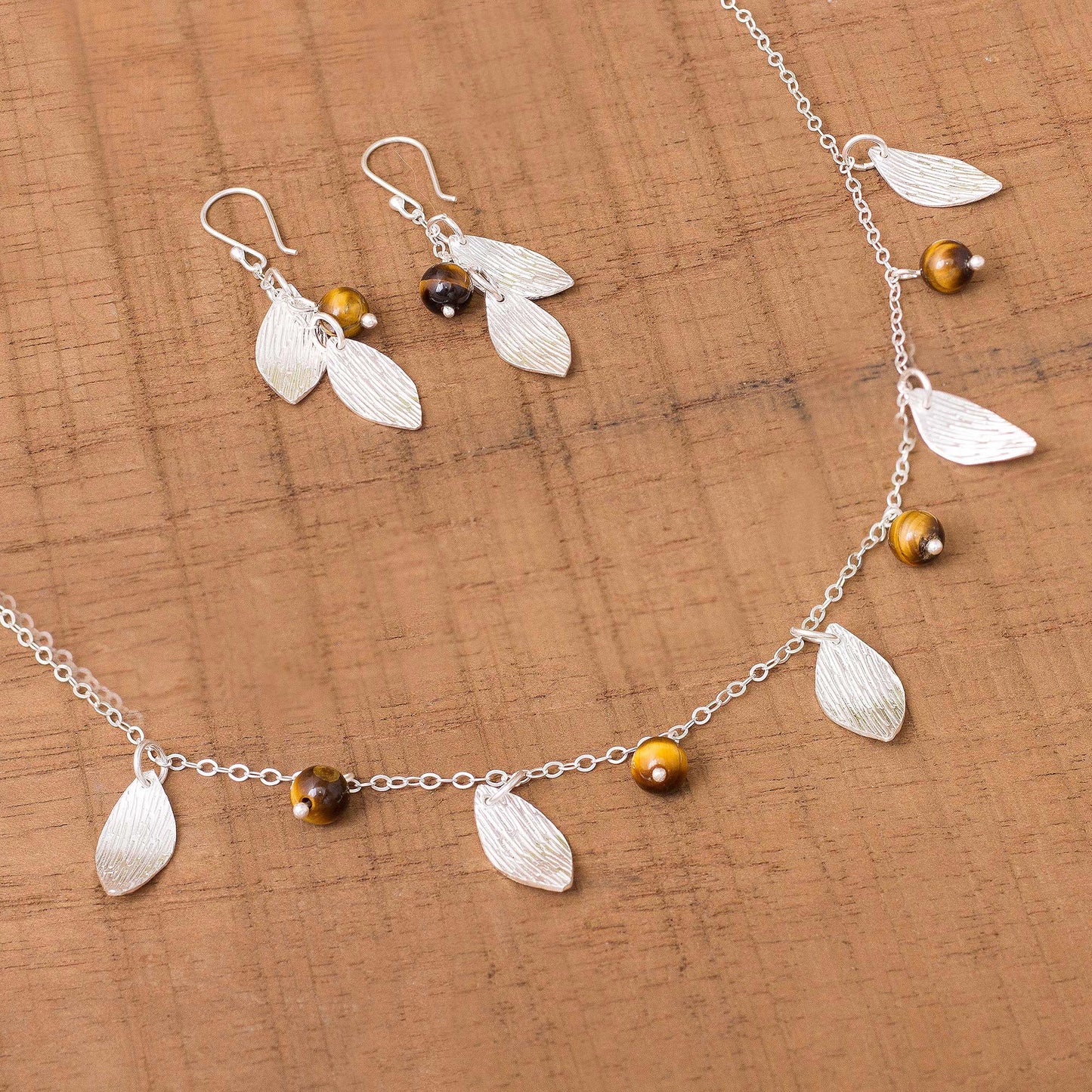 Acorns and Leaves Sterling Silver Leaves Tiger's Eye Necklace and Earrings Set