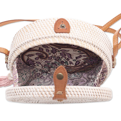 White Flower White Flower Pattern Round Woven Bamboo Shoulder Bag