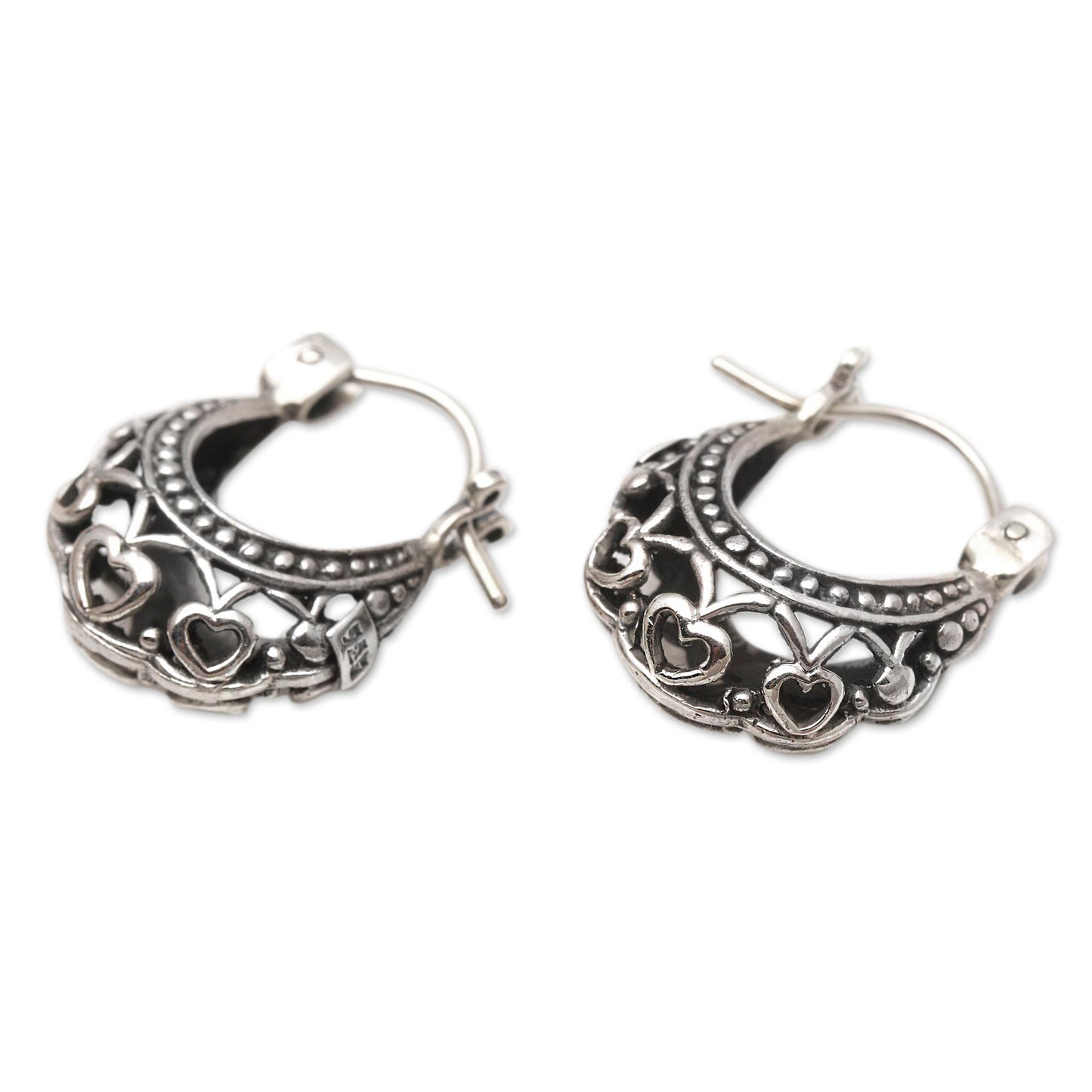 Romantic Mood Heart Motif Sterling Silver Hoop Earrings