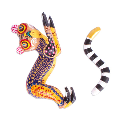 Wide-Eyed Lemur Hand Crafted Lemur Alebrije Figurine