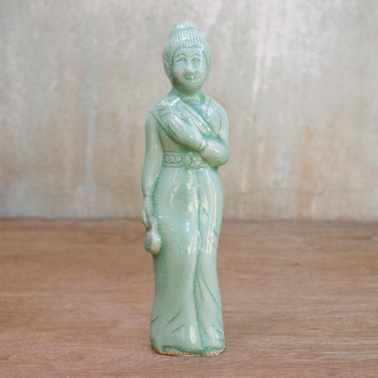 Beautiful Queen Statuette Ceramic Sculpture